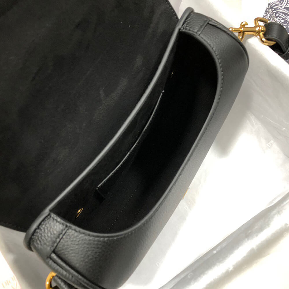 MEDIUM DIOR BOBBY BAG   (High-end grade)