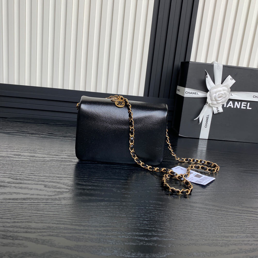 CHANEL MINI FLAP BAG  (high-end grade)
