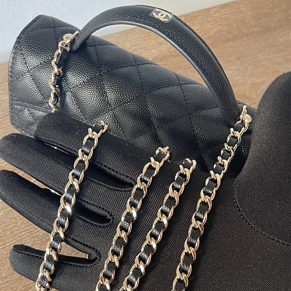 CHANEL Chain Clutch