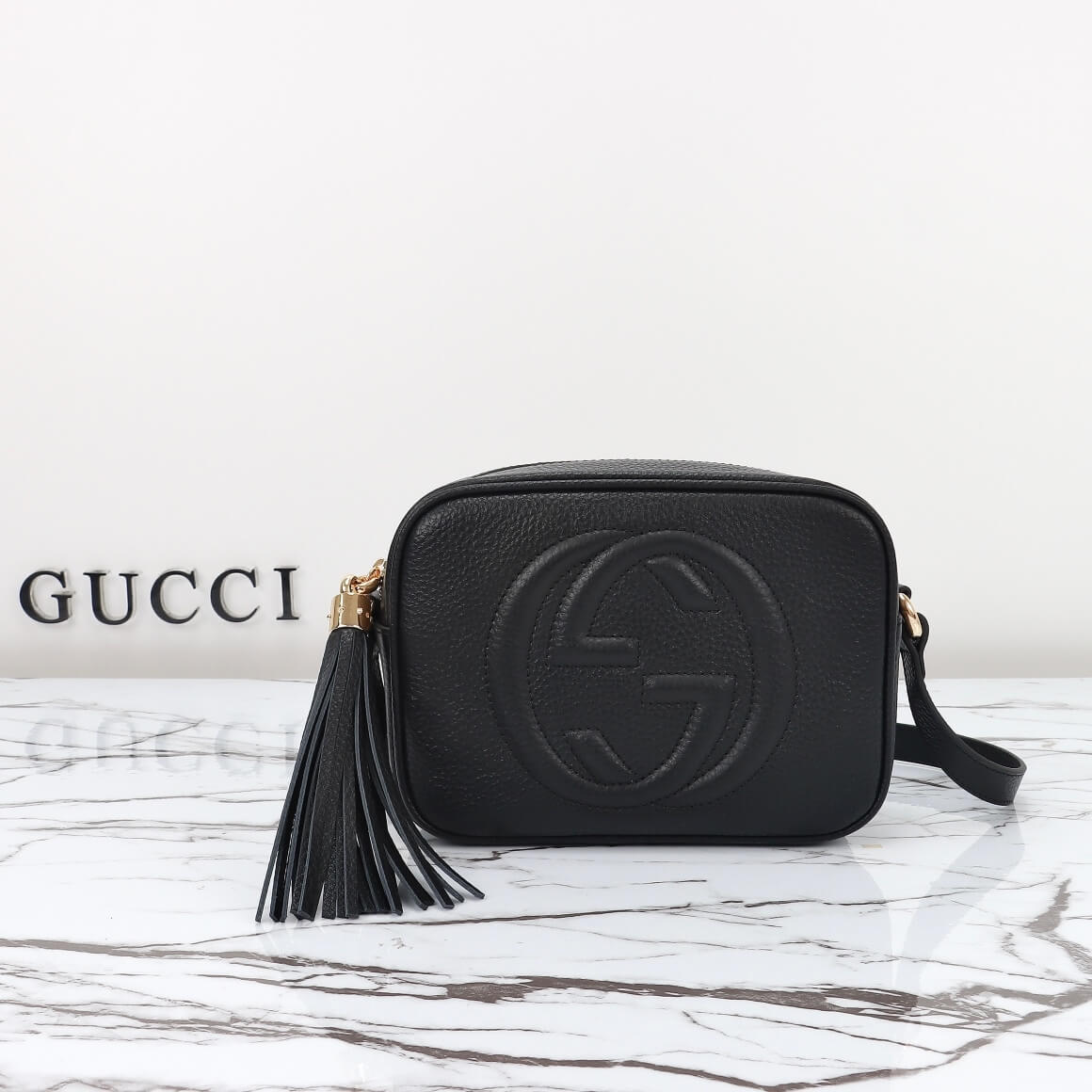 GG Pebbled Calfskin Small Soho Disco Bag