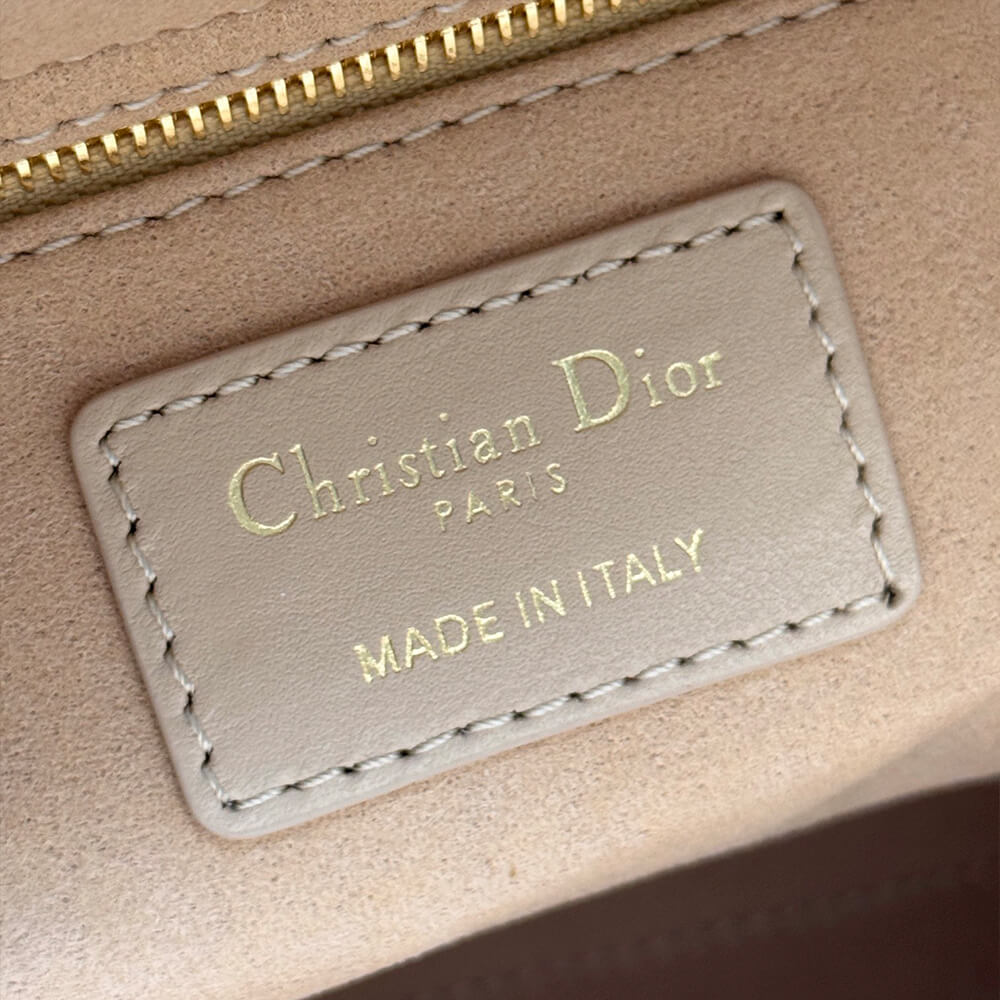DIOR Medium Lady bags(TAX-FREE GRADE)