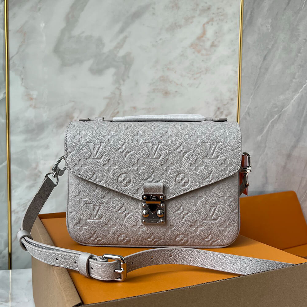 LV Pochette Métis