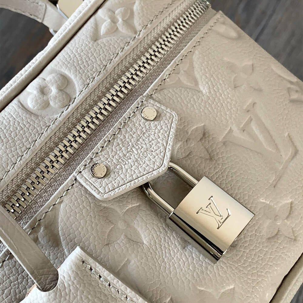 LV Vanity Chain Pouch