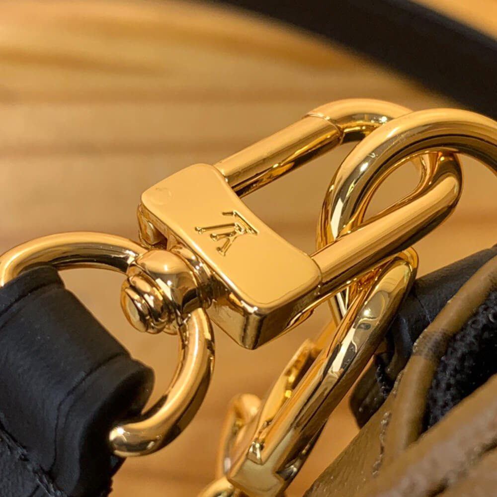 LV WALLET ON CHAIN ​​IVY BAG